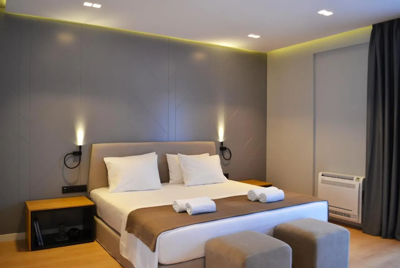Artnest Luxury Hotel & Suites Saranda 4*,  Albania